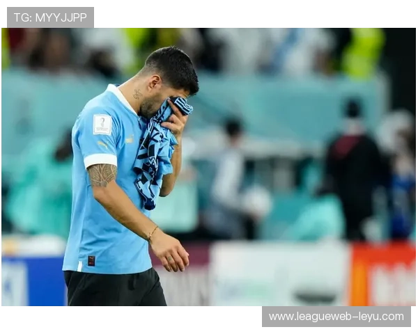 苏亚雷斯国家队谢幕战：37岁传奇告别乌拉圭，142场69球永载史册